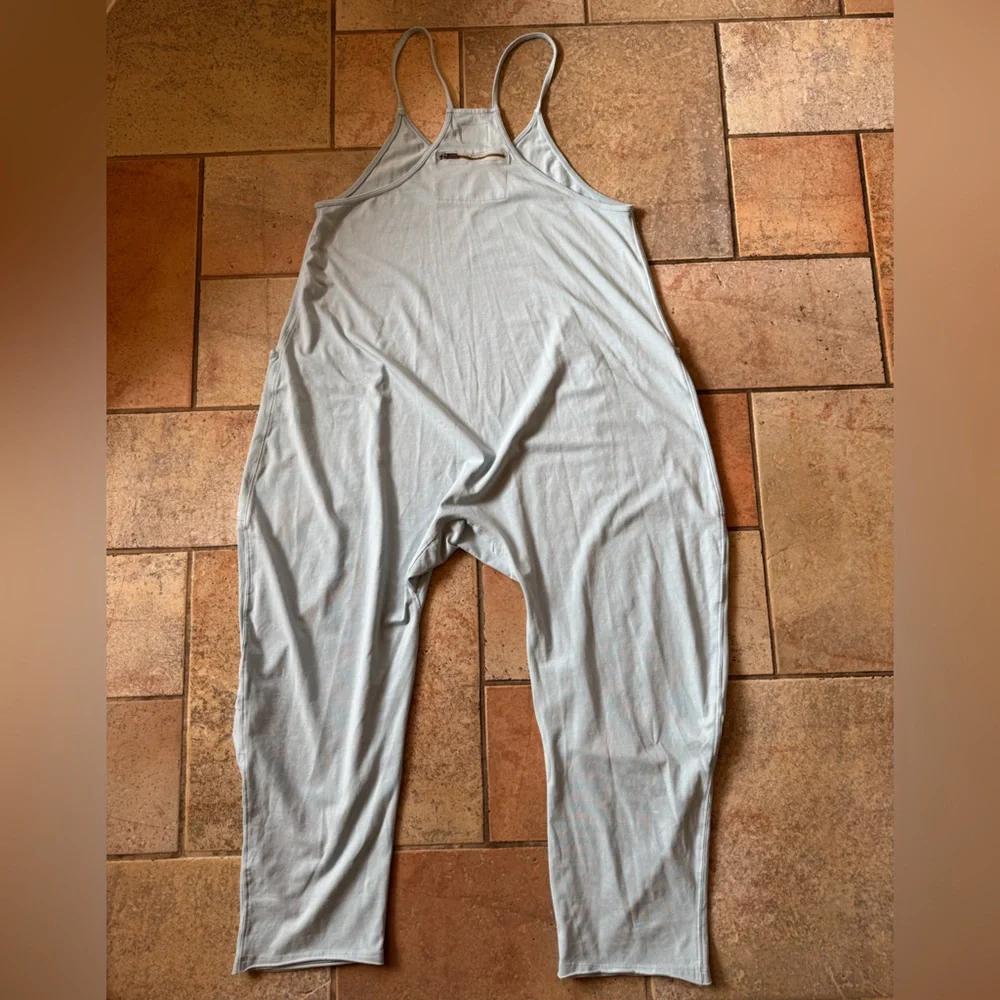 Free People FP Movement Hot Shot Jumpsuit Pants Romper Mediterranean Blue XS NWT - Picture 10 of 16